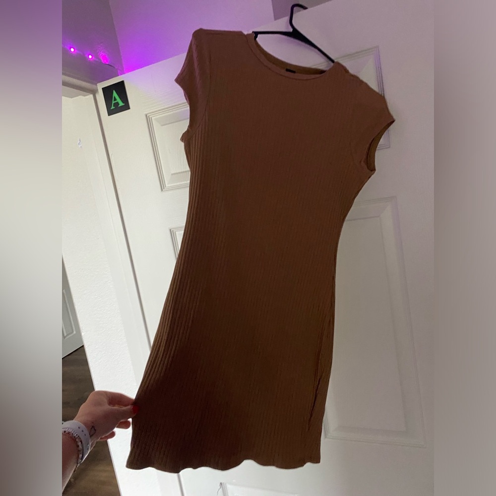Brown tight tshirt dress ladies M